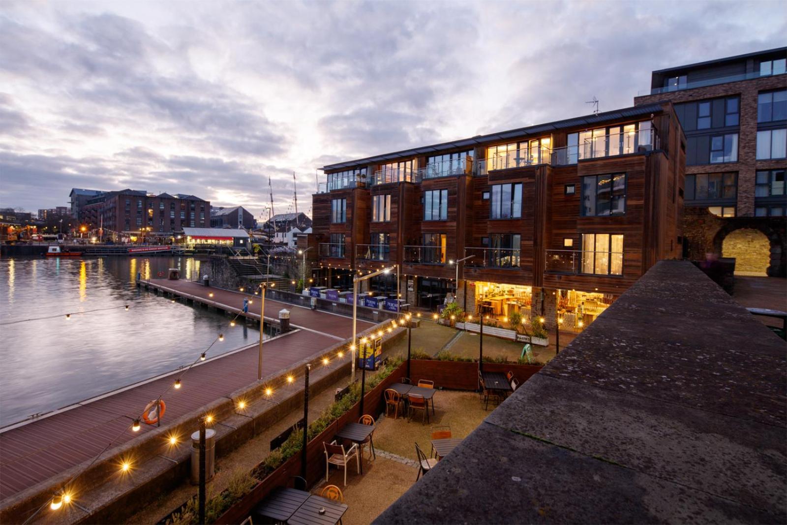 The Boat House Apartment By Cliftonvalley Apartments Bristol Exterior foto
