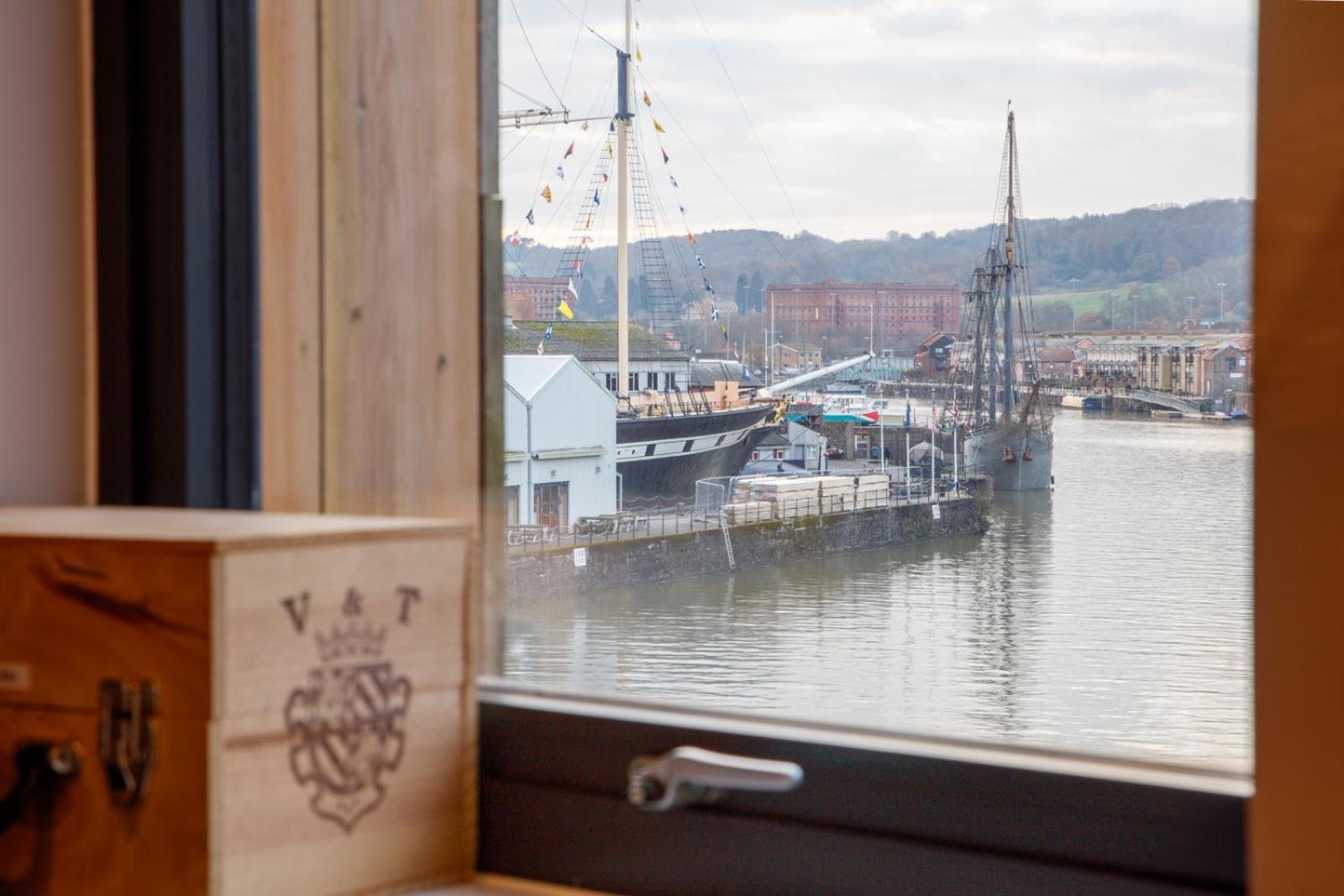 The Boat House Apartment By Cliftonvalley Apartments Bristol Exterior foto